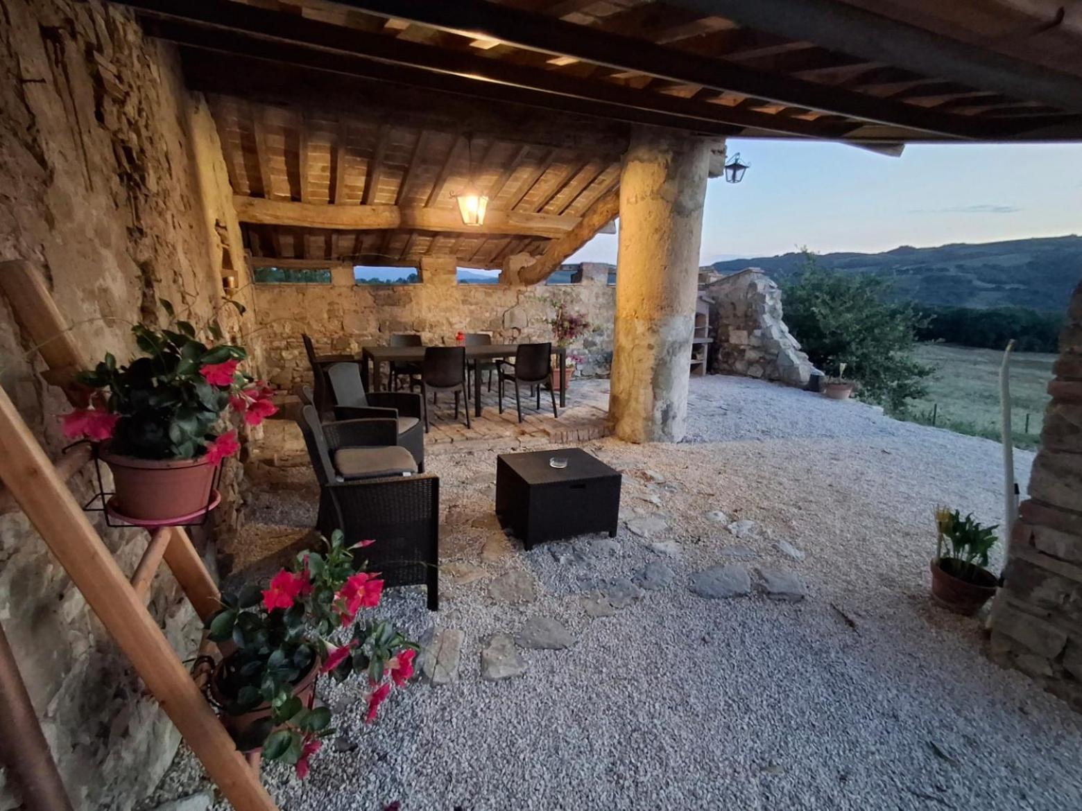 Agriturismo Capannacce Баньо-Виньони Экстерьер фото